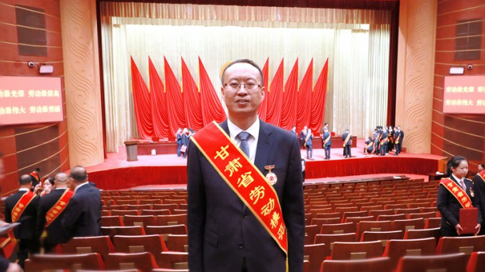 讓奮斗成為青春底色，為隴原水利繪就藍(lán)圖 | 記甘肅省勞動(dòng)模范李長(zhǎng)春